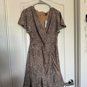 Nwt Express Leopard Print Midi C 7 Bc